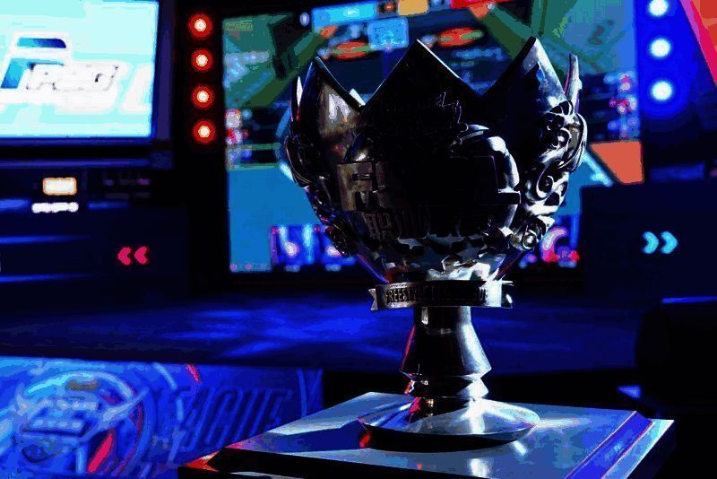 《街头篮球》FSPL职业联赛奖杯图片