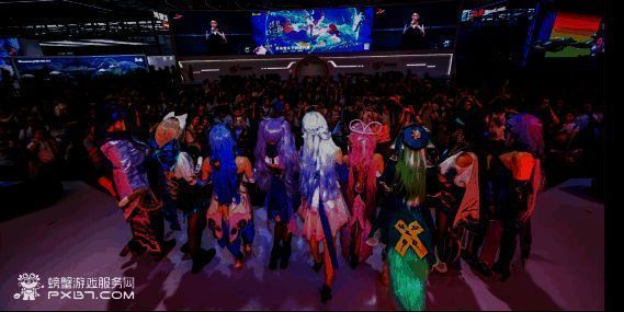 Coser与玩家的互动瞬间