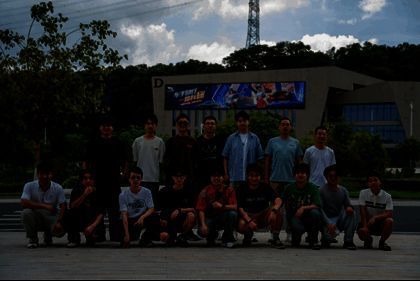 《巅峰极速》相关图片2