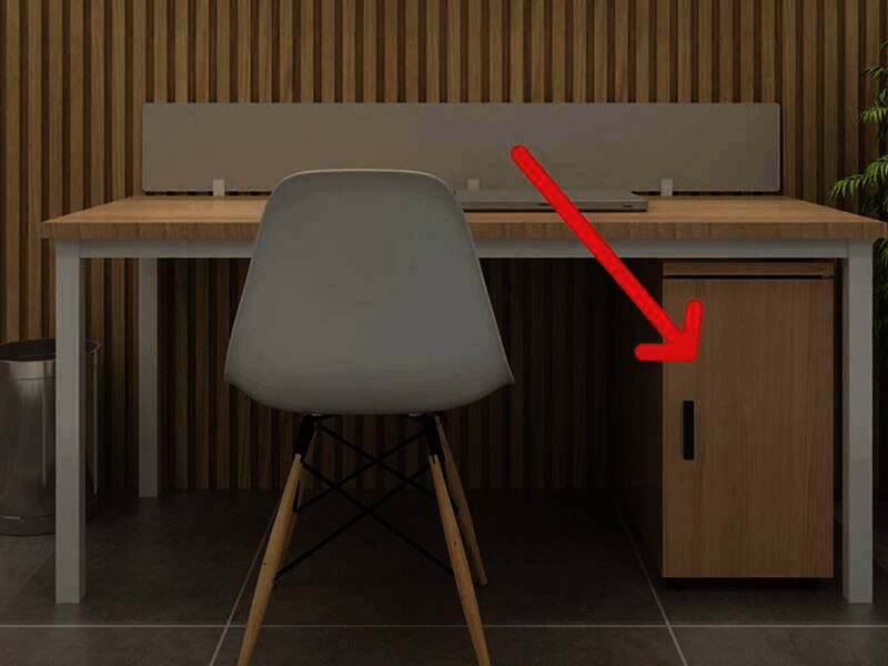 安装把手打开柜子获取美工刀的图片