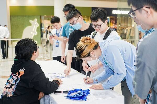 广东移动全球通掼蛋精英赛现场画面3