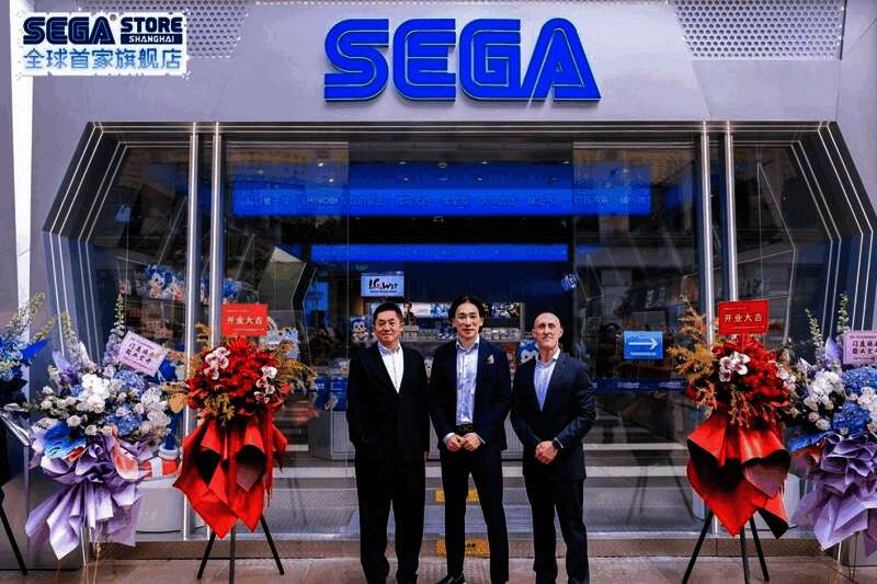 活动现场人声鼎沸，众多媒体与粉丝齐聚一堂