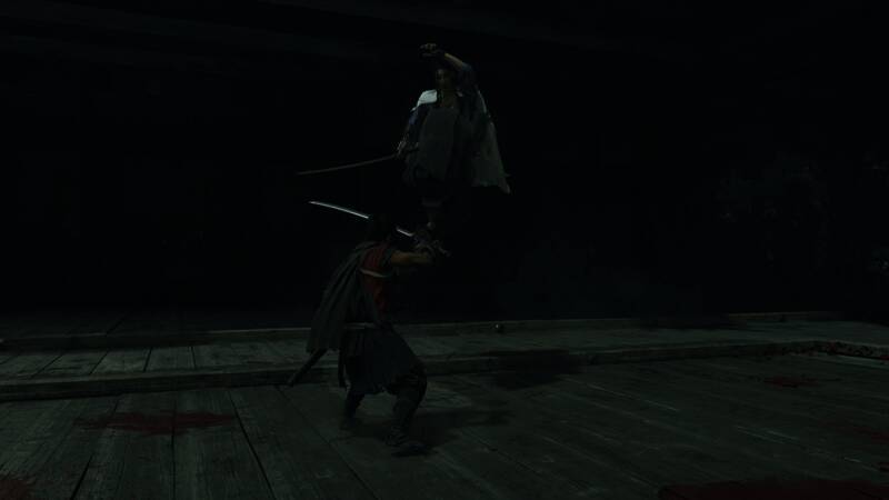 夜幕下的京都战场，火焰四起，两名武士激烈交锋