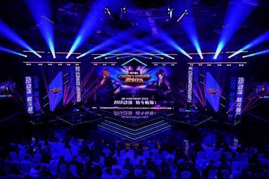 赛事相关人员合影