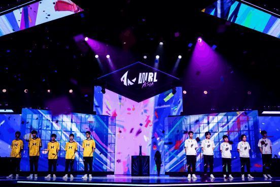 英雄联盟手游亚洲联赛第一赛季7月23日总决赛现场照片1