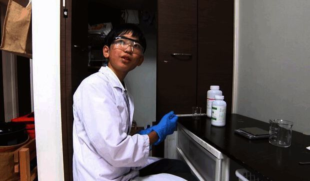 日本12岁获毒物操作师资格证中学生相关图片1