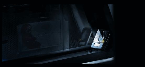 无尽的拉格朗日与EVA联动宣传图，画面呈现宇宙战场与EVA机甲融合场景