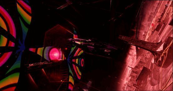 异步Boss战界面展示，玩家舰队在宇宙中与巨型使徒对战