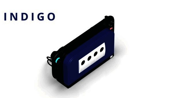 多GC手柄同时接入底座演示图，展现多人本地联机场景